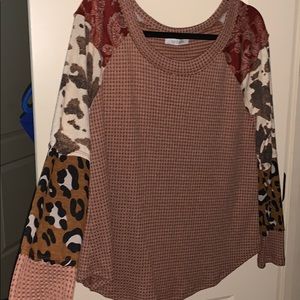 Long sleeve dressy shirt never been worn